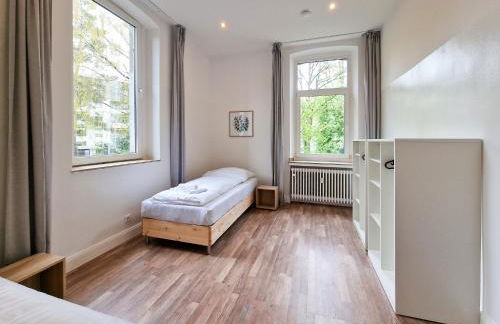 Tolstov Apartments - 1 or 3 Room Apartments - 20 Min Messe DUS and Old Town DUS - Foto 38