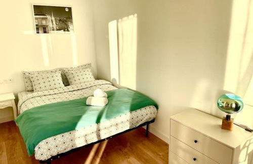 Appartement en résidence calme / Puteaux - La Défense - Foto 4