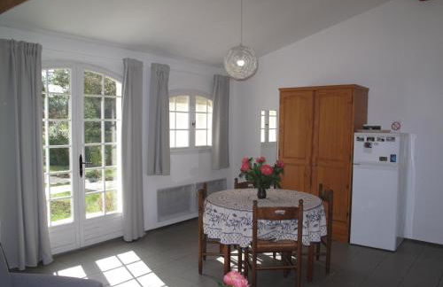 Résidence Miro, gîtes équipés été et hiver, tennis, piscine - Foto 10