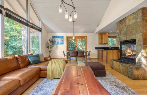 Bellevue Forest Haven Hideaway - Photo 26