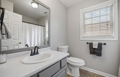 Modern Open Concept 4 Bed 2 5 Bath Mid to LongTerm Private Single Family Home - Foto 15