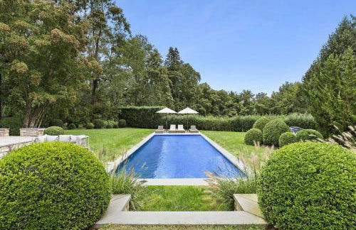 Bridgehaven Estate by Rove Travel - Luxe Home with Pool - Photo 32