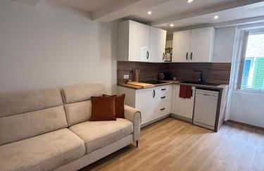 Charmant T2 refait à neuf en plein cœur de Fréjus - Foto 3