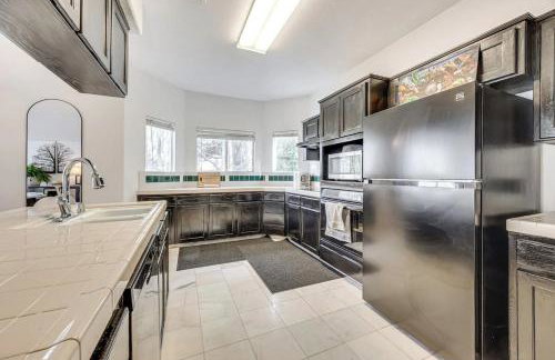 Rudraksha-5BR Luxury,3Bath, NE Fresno, Shopping, Dining, Medical, Tourist Attractions - Foto 10