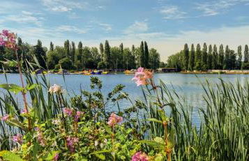 Billing Aquadrome ,3 bedrooms caravan - Photo 46