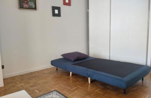 4 min walk to Metro, 60m², renovated, La Défense - Photo 21