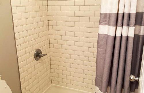 3BR Downtown with Private Garage-Walk to Mass Ave-Family Friendly - Foto 20