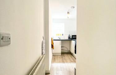 The County Staycation - Photo 25