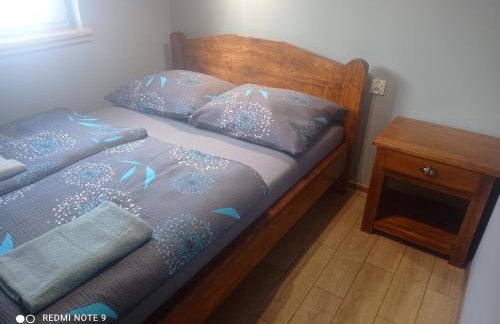 Domek w Karkonoszach nad stawem - Foto 26