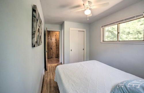 Lakefront Wisconsin Cottage with Dock and Hot Tub! - Foto 20