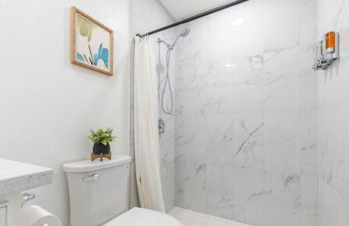 Enjoy Alhambra Night Life at 2BR Apt - Foto 11