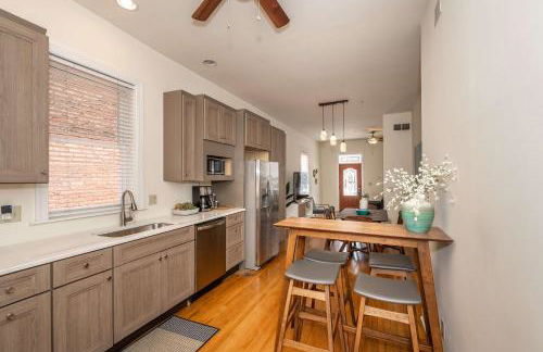 Cityscape Escape - Local Eateries - Foto 7