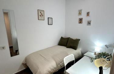 A pasos del mar, 4 habitaciones, AC y reformado - Foto 16