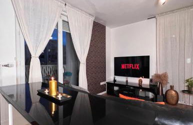 SSP Suites- Cosy & Bel appartement 4 pièces 3 chambres 90M2 avec balcon - Foto 2