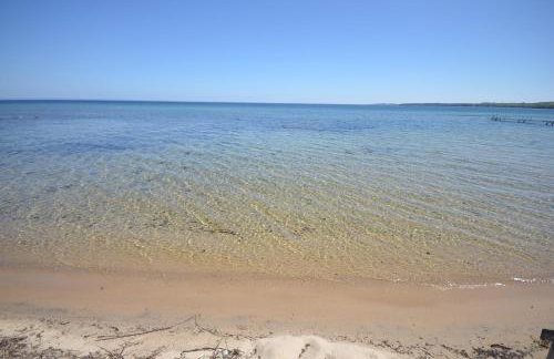 North Shore Beach Retreat - Foto 13