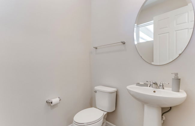 9 BD 6.5 BH With Game Room and Pool - Foto 52