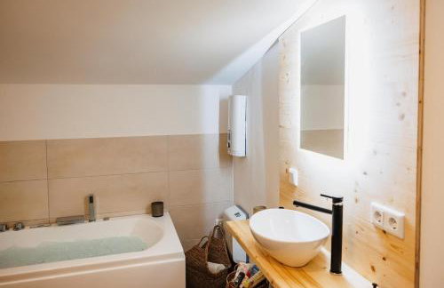 Lodge mit Sauna & Seeblick für Naturliebhaber - Foto 6