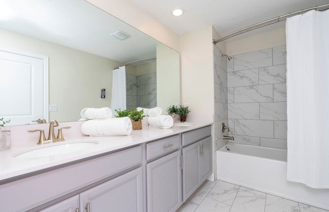 Luxurious Family-friendly 5 Bd 12 Guests w Screened Pool Close to Disney - Foto 71