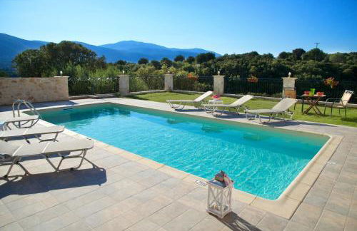superb villa with private pool peaceful location - Foto 64