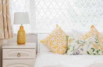 Lovely 4 Bedrooms House Near Romford Station With Parking - Foto 18