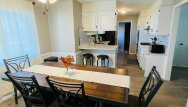 Full HOME with 2 KING BEDS and a POOL - Foto 4