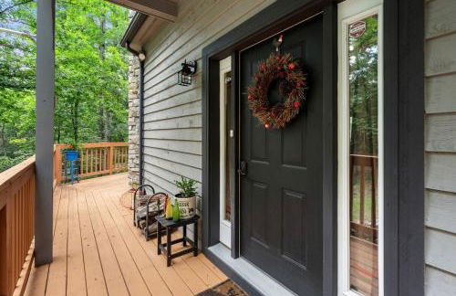 Rustic A-Frame Chalet with Hot Tub & Scenic Views in Mount Jackson, Virginia - Photo 49