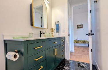 Luxury Modern 4 Bedroom House Near Capitol Reef NP Sleeps 10 - Foto 44