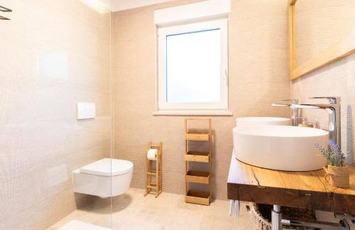 Villa Moretto with Private Pool & Jacuzzi - Rijeka area - Photo 33