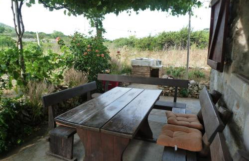 Secluded house with a parking space Podhumlje, Vis - 13984 - Foto 19