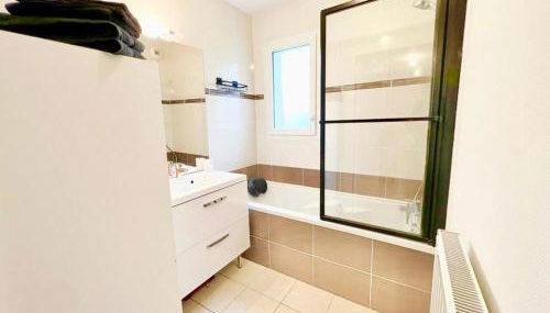 L'atelier Chic - Wifi fibre - Parking privée - Balcon - NETFLIX - Foto 5