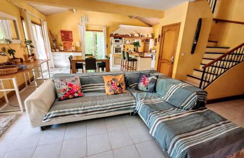 BELLE VILLA Piscine 120 m2, 8 pers, 3 belles chambres Près d'Aix-en-Provence - Foto 23