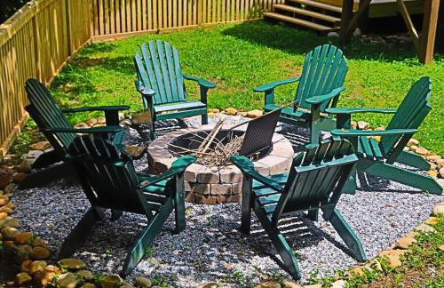 Mountain Gem, Hot Tub, Fire Pit, Views, Starlink Wi-fi - Foto 19