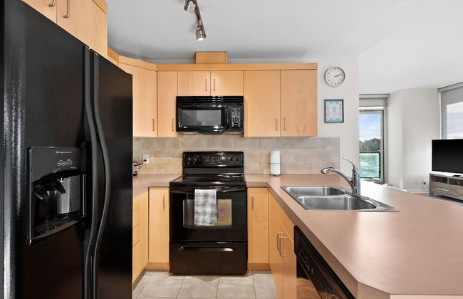 GLOBALSTAY. Gorgeous Downtown Condos. Free parking - Photo 47