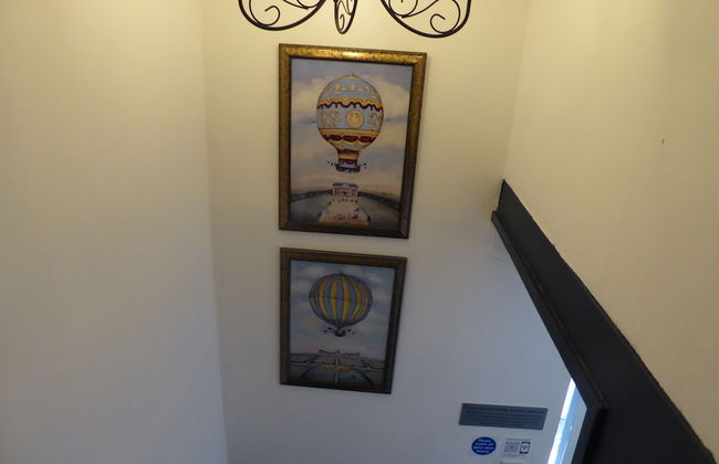 Falstaff Cottage - Photo 32