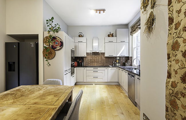 Elegance in Westminster: Victoria Vibes Apartment - Foto 11