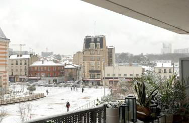 Modern Spacious flat with Terrace, Parking near Metro - Foto 24