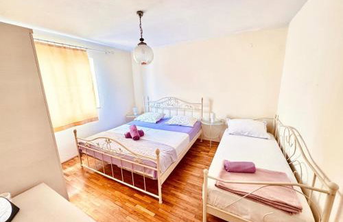 Spacious Stone Villa with Sea Views - Foto 6