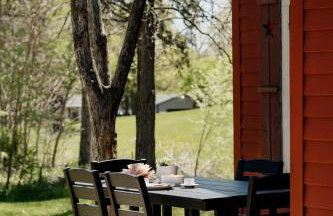 Charming Cabin with Hot Tub & Fire Pit - Foto 56