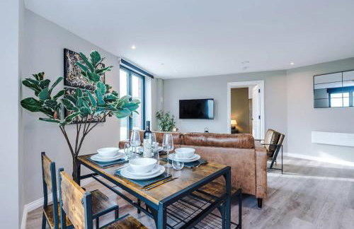 City Penthouse - Roof Terrace & Free Parking - Foto 12