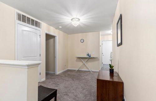 5BR Oasis with 3 Spa-Like Baths - Foto 21