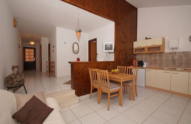 South Island Apartments - Photo 16