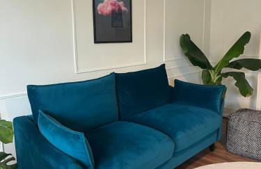 A Modern Classic 2 bed apartment by Graves Park - Foto 23