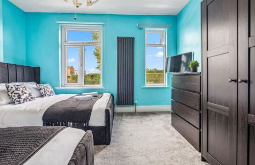 Large 3BDR House By Vista Stays Short Lets & Serviced Accommodation Glasgow With Pool Table & Free WiFi - Foto 7