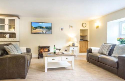 Maelfa Crannog Isaf Llangrannog - Photo 3