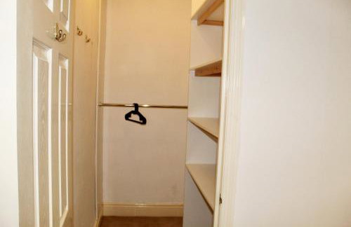 4 bedroom home with games room - sleeps 8 Perfect for families, groups and contractors - Foto 14