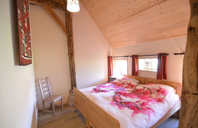 Pet-friendly Getaway - Photo 3