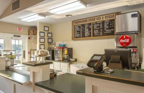 Beautiful 2BD condo in lakefront resort with lots of outdoor onsite activities - Foto 31