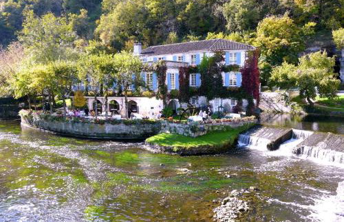 Romantic Stay in a Medieval Castle With Pool and Restaurant Among Others - Foto 42