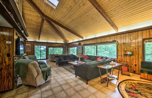 Pine Lodge Cabin on 450 Acres in Ozark Mountains - Foto 3