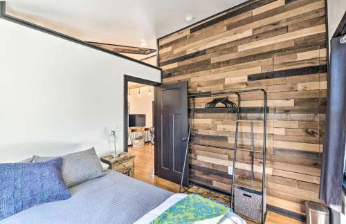 Modern Louisville Apartment with Furnished Deck - Foto 13